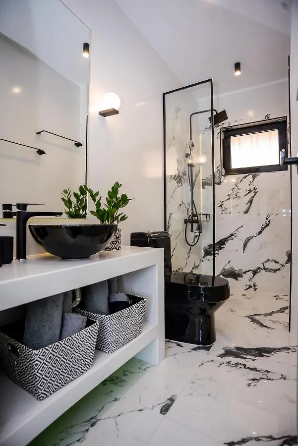 A & B Minimal Suite With Sea View In Argostoli Greece